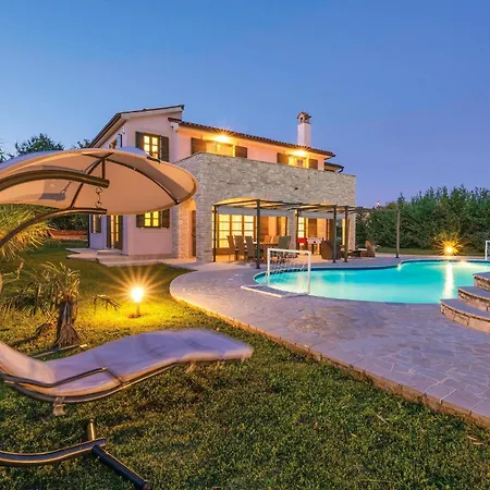 5 Bedroom Awesome In Valtura